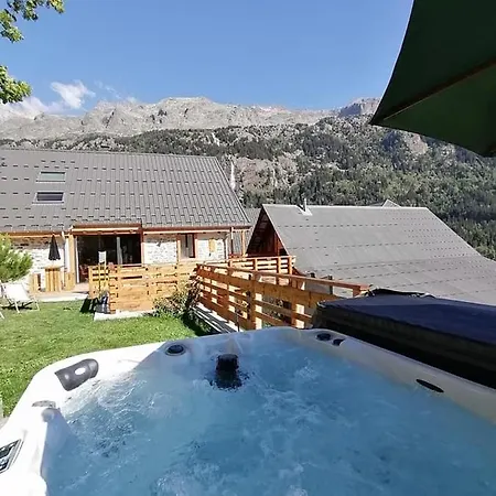 Le Petit Dağ evi