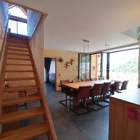 Le Petit Chalet